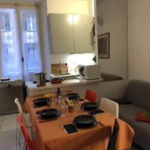 Venini Station Apartment Milan
