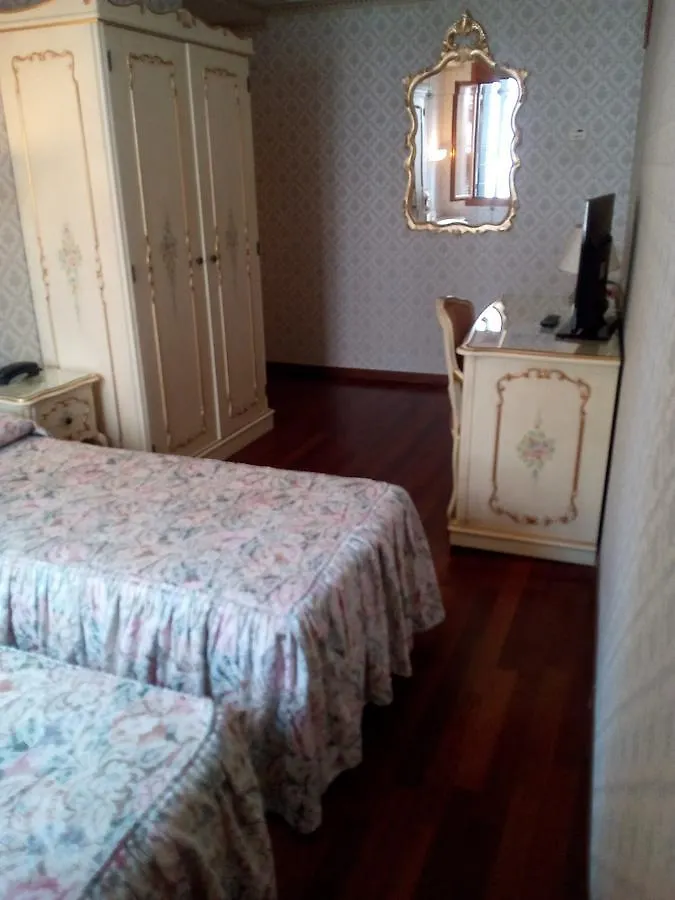 Hotel Diana Venice