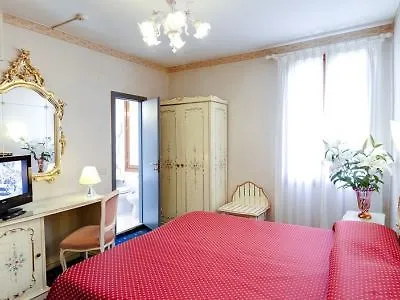 Hotel Diana Venice