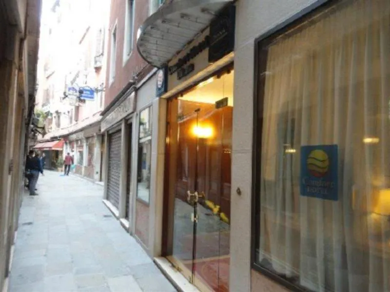 Hotel Diana Venice